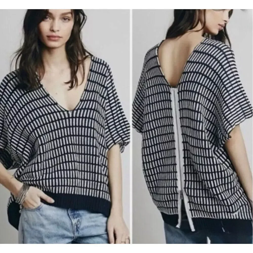 Free People Something Special Back Zip Short Sleeve Poncho Sweater Vest XS